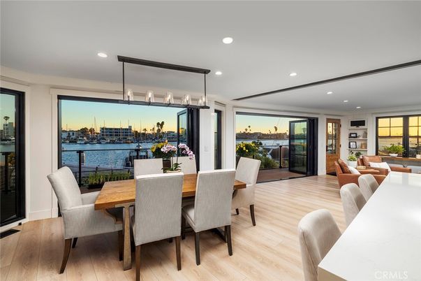 Dining room, Interior, Pendant Lights, Recessed Lighting, Water, Wood Texture Flooring