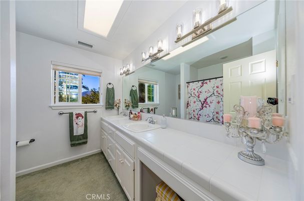 Bathroom, Interior, Tile Countertops
