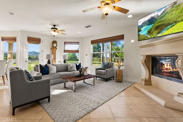Fireplace, Interior, Living room, Recessed Lighting
