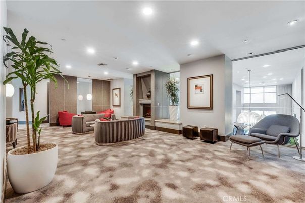 Fireplace, Interior, Living room, Pendant Lights, Recessed Lighting