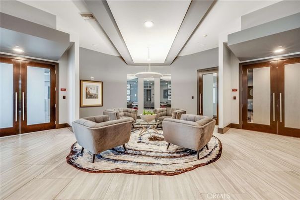 Interior, Living room, Pendant Lights, Recessed Lighting