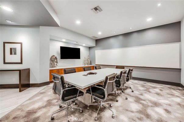 Dining room, Interior, Recessed Lighting