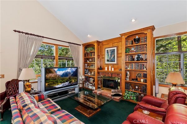 Fireplace, Interior, Living room, Recessed Lighting