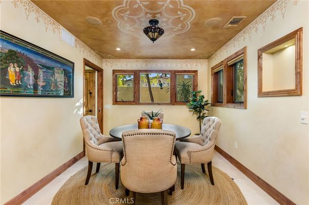 Dining room, Interior, Recessed Lighting