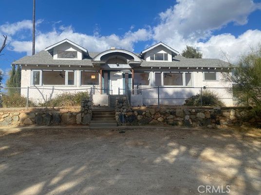 Exterior, Facade, Cape Cod