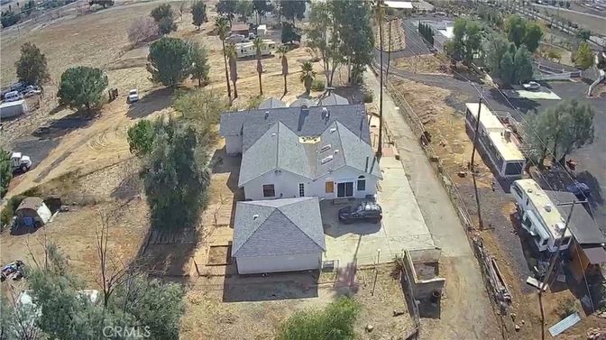 Exterior, Drone