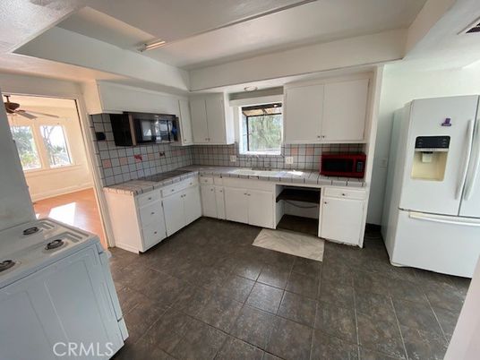 Interior, Kitchen, Tile Countertops