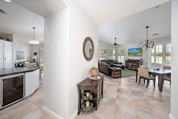 Dining room, Interior, Living room, Pendant Lights