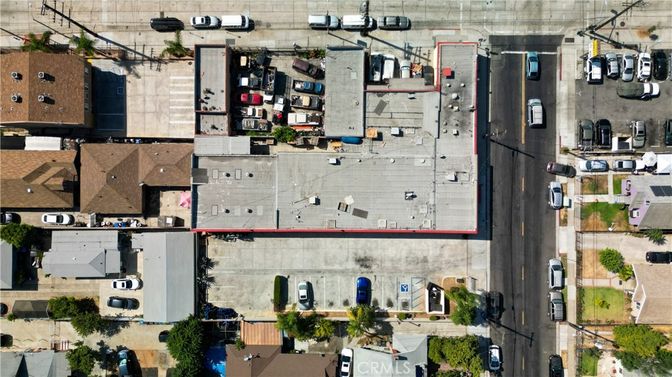 Exterior, Drone
