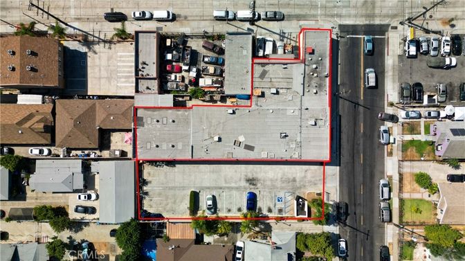 Exterior, Drone