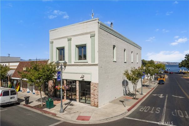 Exterior, Facade, None