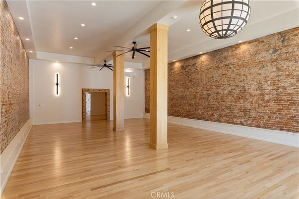 Empty room, Interior, Pendant Lights, Recessed Lighting, Wood Texture Flooring