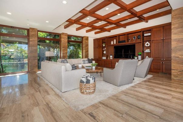 Interior, Living room, Recessed Lighting, Wooden Beams, Wood Texture Flooring