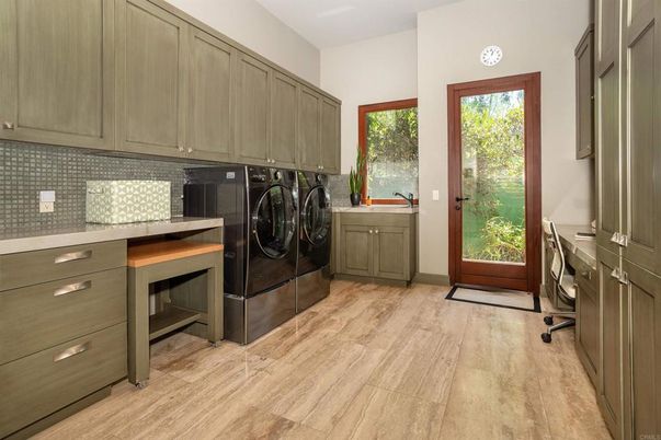 Home Office, Interior, Washer, Wood Texture Flooring