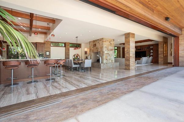 Dining room, Interior, Kitchen, Pendant Lights, Recessed Lighting, Stone Walls, Wooden Beams, Wooden Ceilings