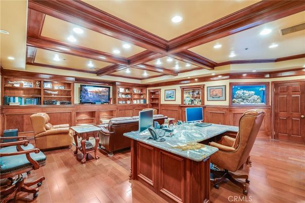 Home Office, Interior, Recessed Lighting, Wooden Beams, Wood Texture Flooring