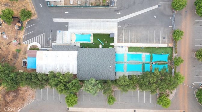 Exterior, Drone