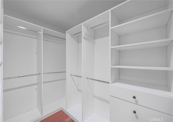 Interior, Walk-in Closets, Wood Texture Flooring