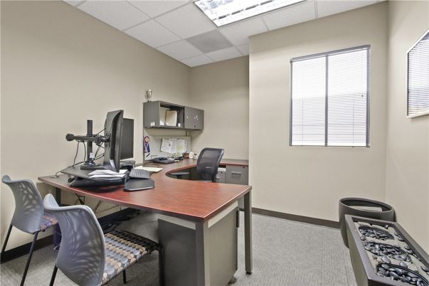 Home Office, Interior