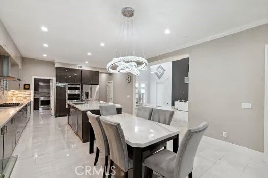 Dining room, Interior, Kitchen, Pendant Lights, Recessed Lighting, Stainless Steel Appliances