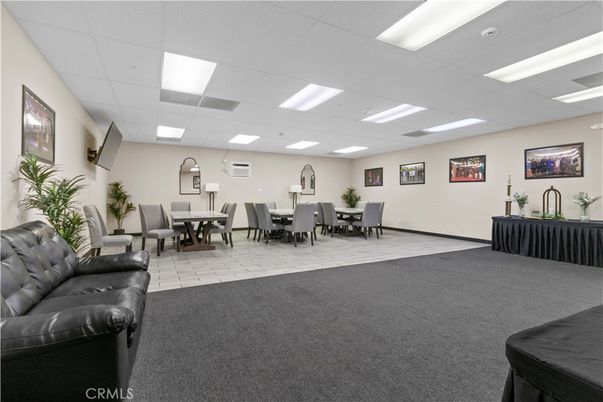 Dining room, Interior, Recessed Lighting