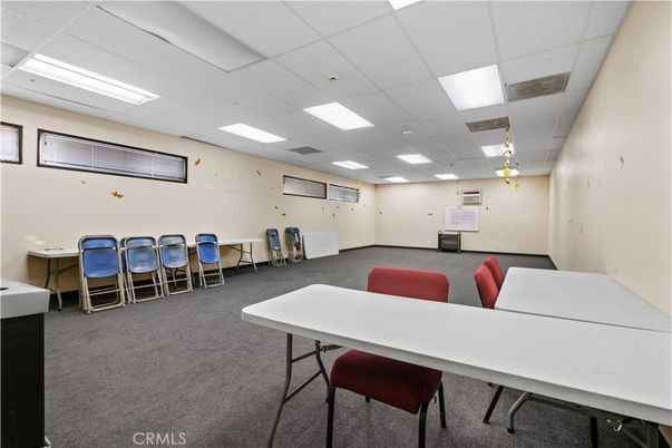 Dining room, Interior, Recessed Lighting