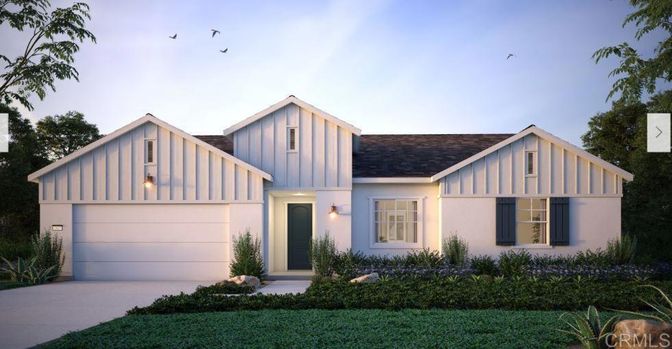 Attached, Exterior, Facade, Farmhouse