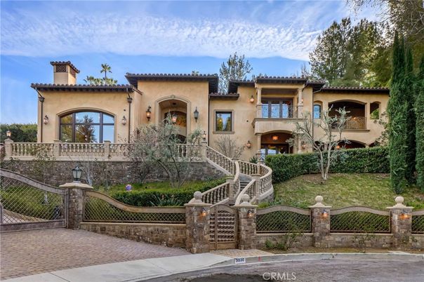 Backyard, Exterior, Facade, Mediterranean