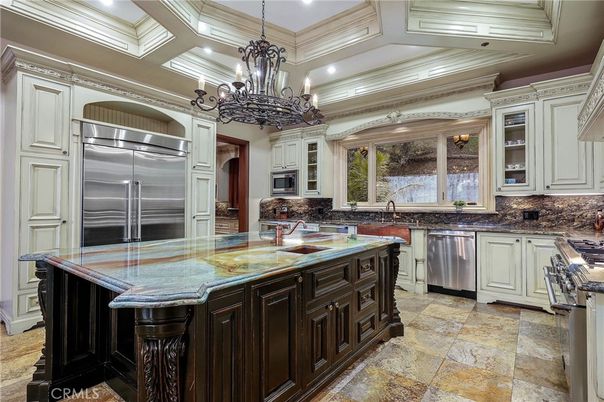 Chandelier, Interior, Kitchen, Recessed Lighting, Stainless Steel Appliances