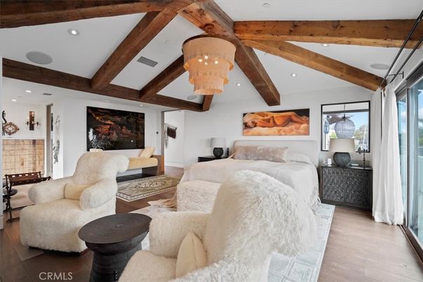 Bedroom, Interior, Living room, Recessed Lighting, Wooden Beams, Wood Texture Flooring
