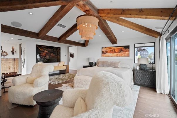 Bedroom, Interior, Living room, Recessed Lighting, Wooden Beams, Wood Texture Flooring