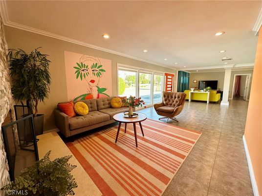 Fireplace, Interior, Living room, Recessed Lighting