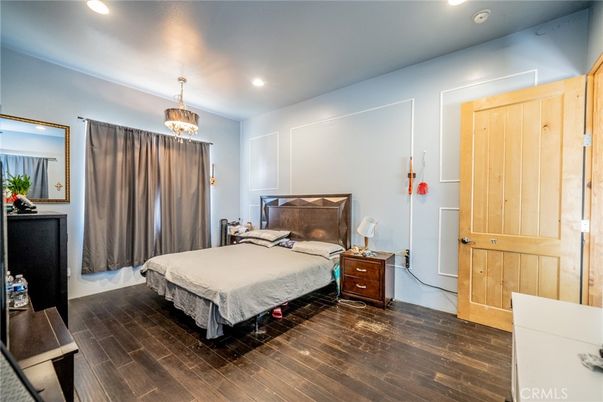 Bedroom, Interior, Pendant Lights, Recessed Lighting, Wood Texture Flooring
