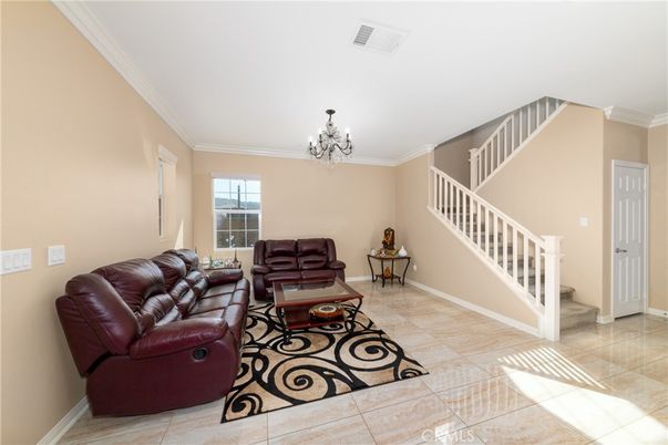 Chandelier, Interior, Living room