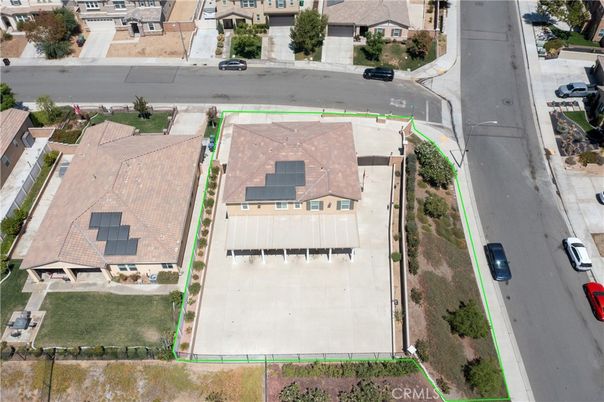 Exterior, Drone