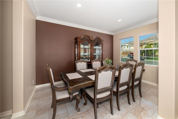 Dining room, Interior, Recessed Lighting