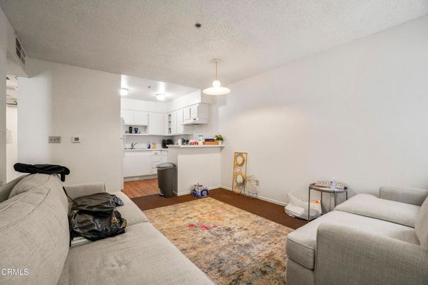 Interior, Kitchen, Living room, Pendant Lights, Wood Texture Flooring