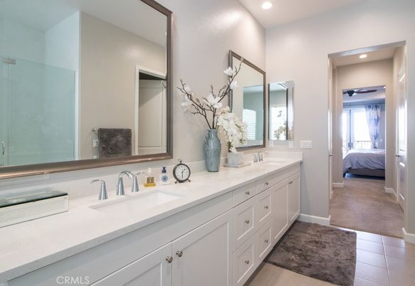 Bathroom, Bedroom, Dual Sink Vanities, Interior, Recessed Lighting