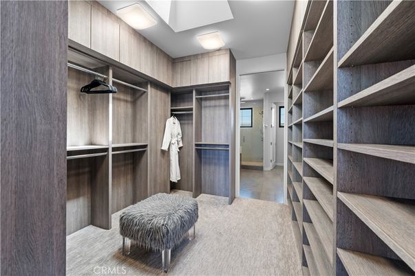 Interior, Walk-in Closets, Wood Texture Flooring