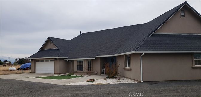 Attached, Exterior, Facade, Ranch