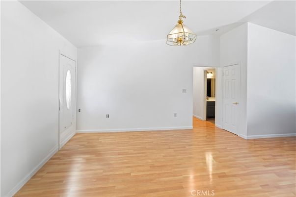 Empty room, Interior, Pendant Lights, Wood Texture Flooring