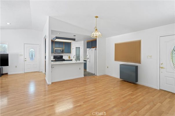 Interior, Kitchen, Pendant Lights, Recessed Lighting, Wood Texture Flooring