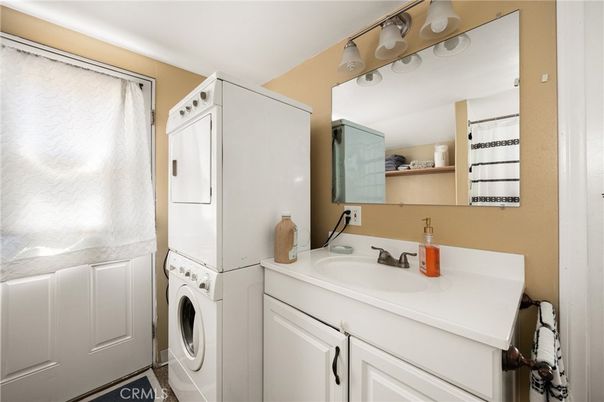 Bathroom, Interior, Utility Closets, Washer