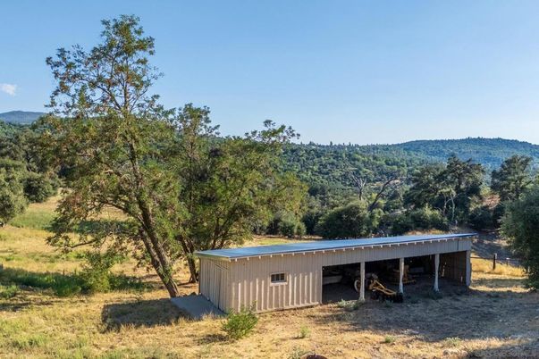Backyard, Exterior, Hot Tub