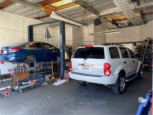 Garage, Interior, Stone Walls