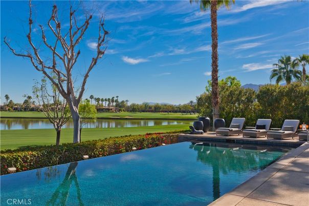 Exterior, Pool, Water