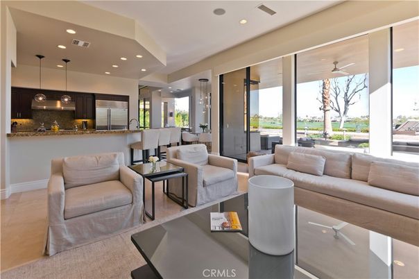 Dining room, Interior, Kitchen, Living room, Pendant Lights, Recessed Lighting, Stainless Steel Appliances