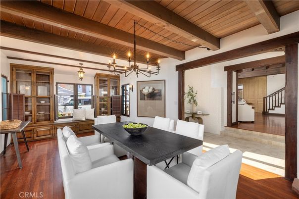 Dining room, Interior, Living room, Pendant Lights, Wooden Beams, Wooden Ceilings, Wood Texture Flooring