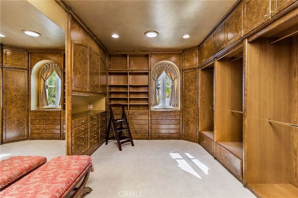 Interior, Recessed Lighting, Walk-in Closets
