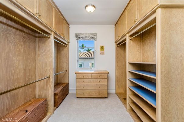 Interior, Walk-in Closets